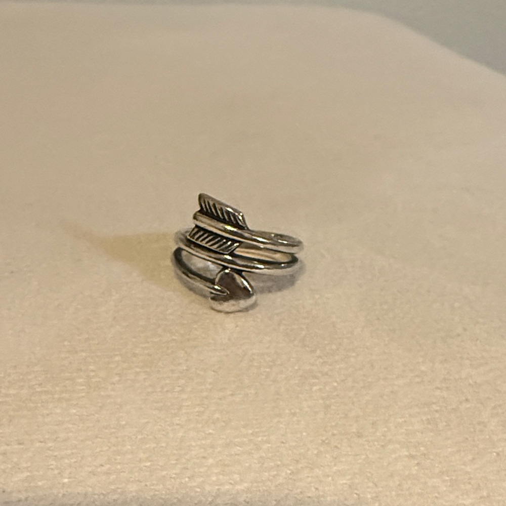 James Avery Silver Arrow Heart Ring